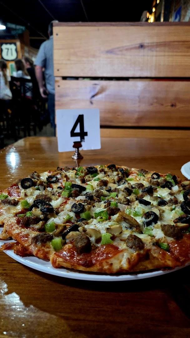Grand Avenue Pizza